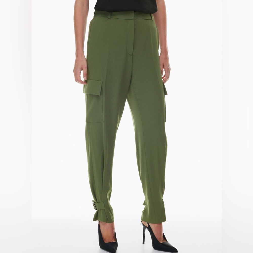 Aritzia Babaton refined cargo pants size 0